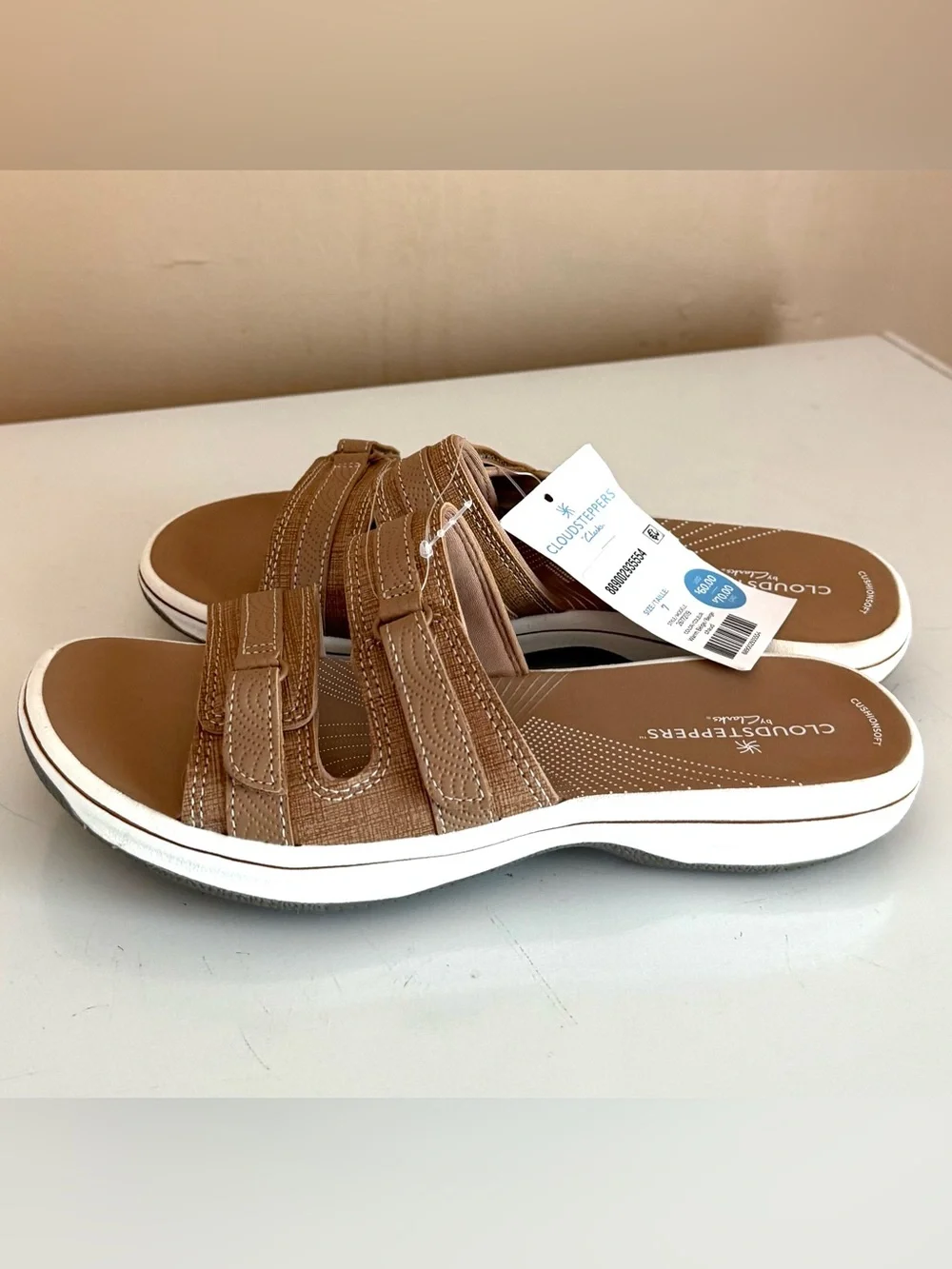 CLARKS CLOUDSTEPPERS BREEZE PIPER SLIDE SANDALS WOMEN'S SIZE 7 WARM BEIGE NWT